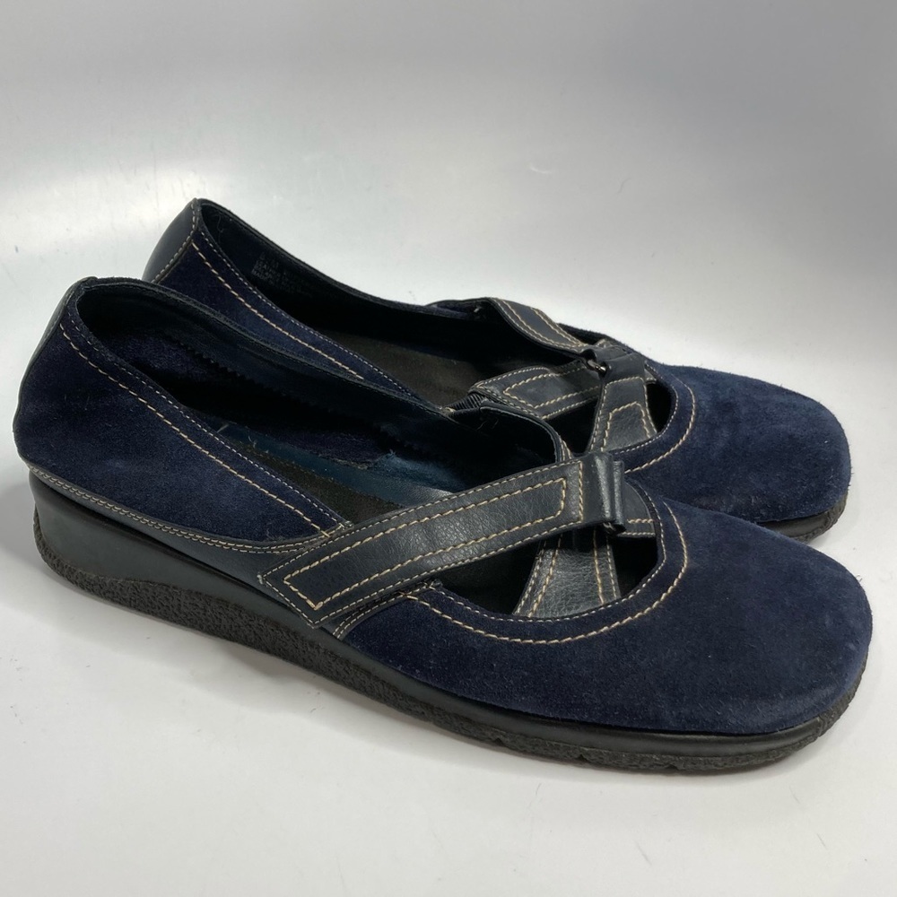 AEROSOLES butterscotch flats navy blue leather size 8.5